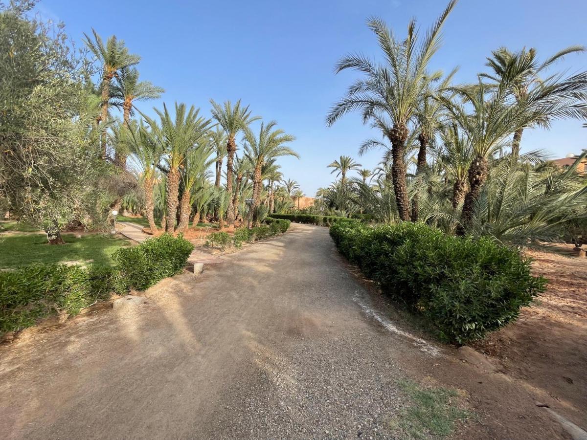 Fabuleux Appartement, Rez De Jardin Au Sein De La Palmeraie Marrakesch Exterior foto